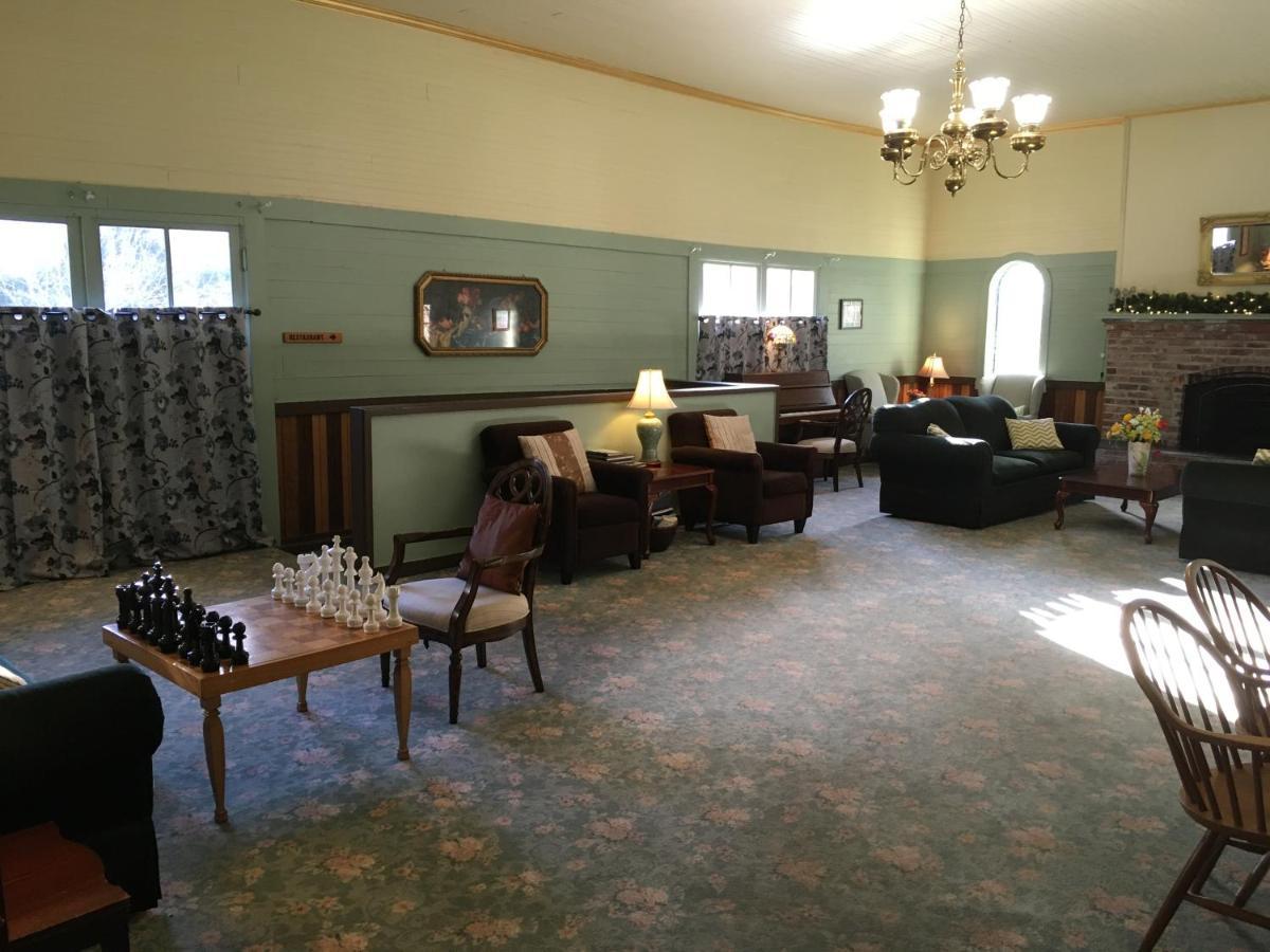 Alexander'S Lodge Ashford Buitenkant foto